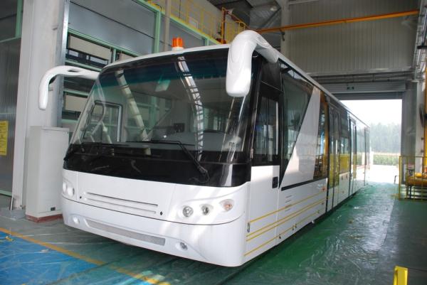 Ônibus de transfer do aeroporto de alumínio de Seat do corpo 24, ônibus do motor diesel de 4 cursos