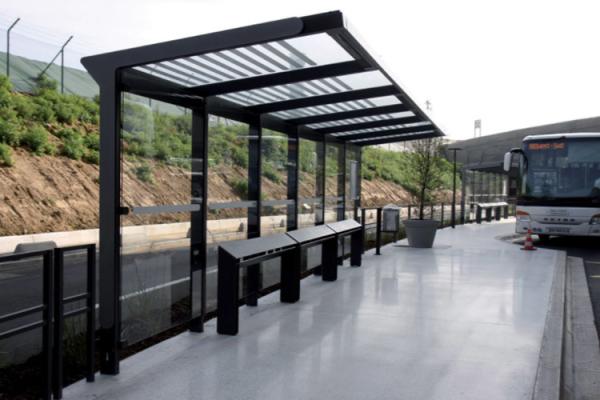Galvanized Steel Pipes Temporary Bus Shelter , Diverse Popular Waiting Shed Design