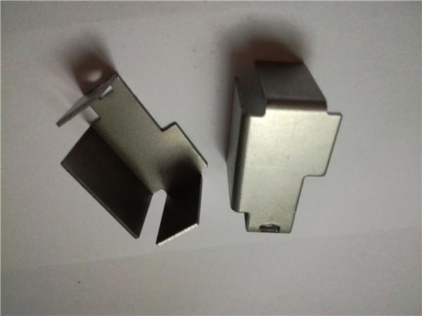 Formulário anodizado natural de alumínio do dissipador de calor dos dados de carimbo do metal que anula o molde