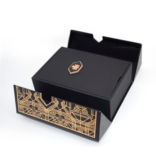 Folded Magnetic Closure Black Wine Bottle Gift Box / Wine Display Box Packaging For Liquor