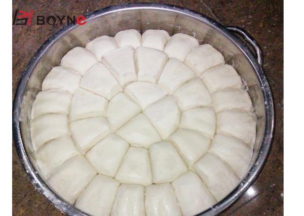 Bakery Processing Equipment Manual Dough Divider Rounder Machine for separate the dough been 36 pcs