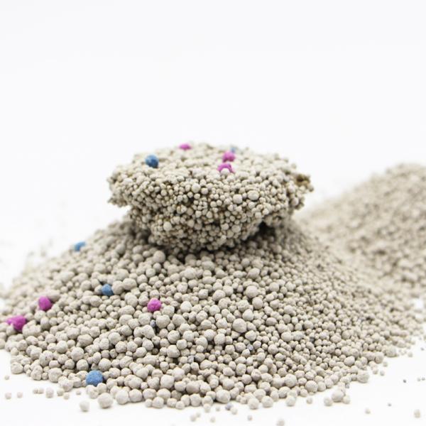 Premium Clumping Cat Sand Superior Absorbency Dust-Free Natural Sodium-Based Odor Control Bentonite Cat Litter