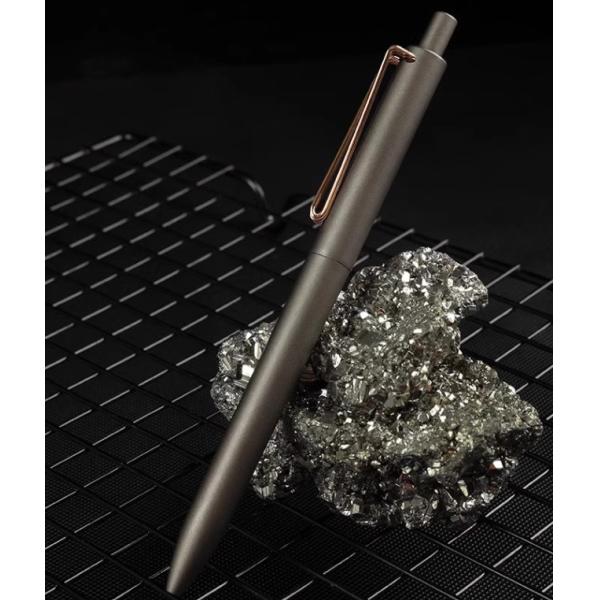 Signature Pen Business Professional Pen High end Metal Pen with Clip Press type Advertising Pen V-shaped Ball Pen