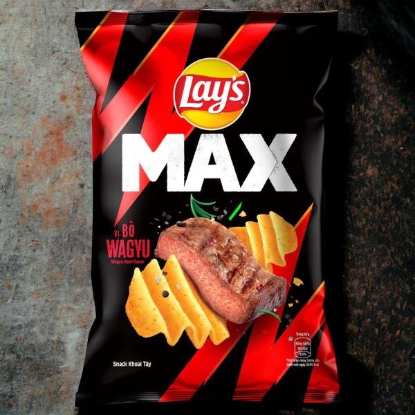 Lay's 42 g Max Waygu Beef Steak Flavor Chips Wholesale - Case of 100 PCS for Retailers & Distributors