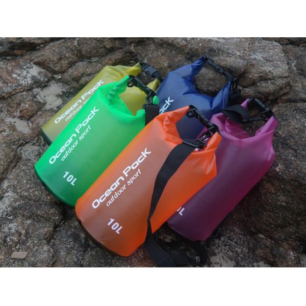 Transparent Matte PVC Water Resistant Bag , Green Dry Bag For Outdoor Activities