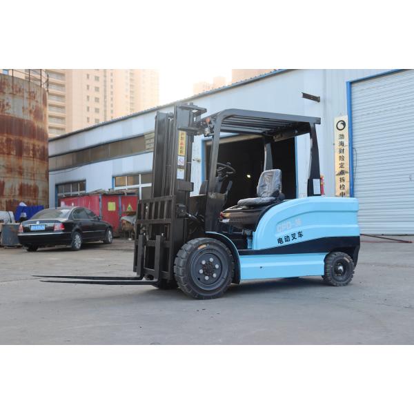 1.5 Ton Electric Forklift With 3 Stage Mast Solid Tires 48V Battery 6M Lifting Height Compact Design