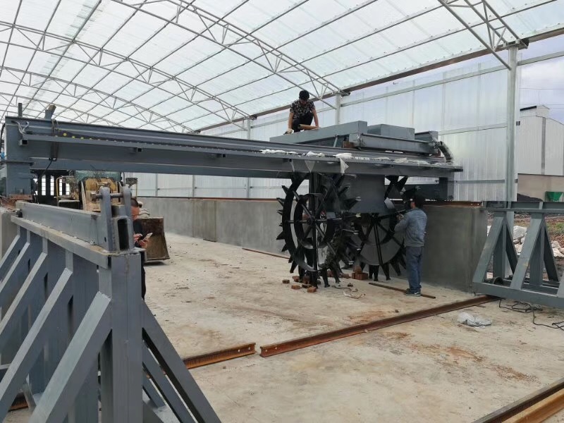 Ultra Compact Compost Fertilizer Machine Turner Small Scale Production