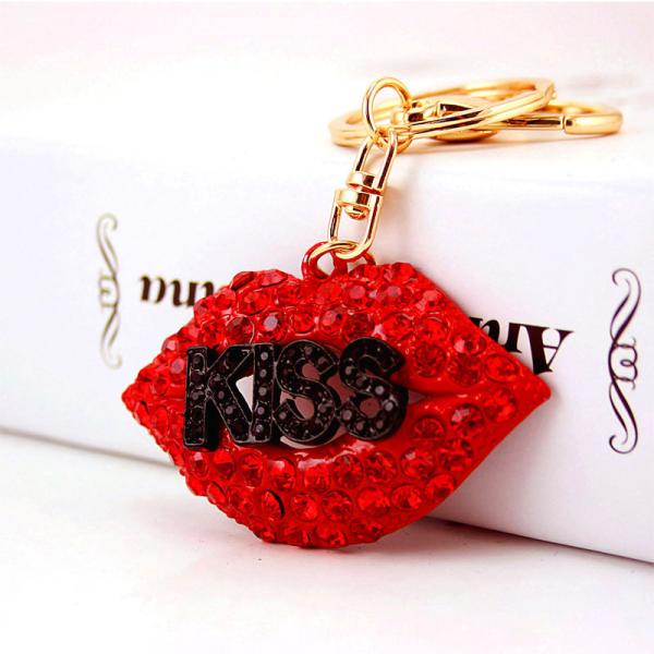 Heart Shaped Key Chain Ornaments 1.3 Inch Wide Crystal Irregular