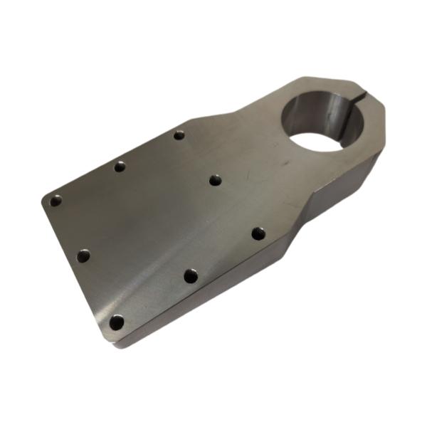 Partes de torneado y fresado CNC de metal gris plateado para sistemas de conexión mecánica