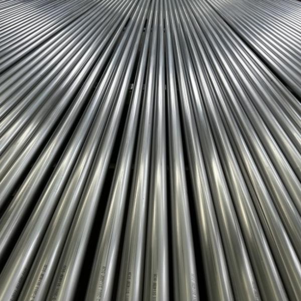 304/316L Construction Continuous Stainless Steel Tubes In Industry