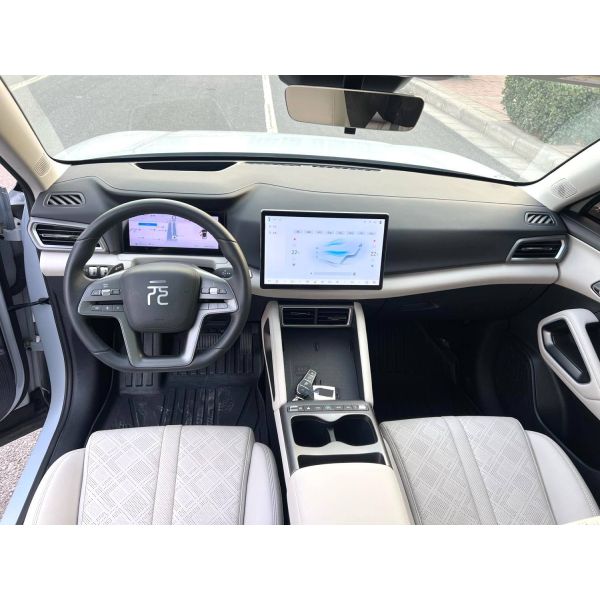 BYD 2025 Yuan UP Smart Edition with 401KM range Automatic transmission in Like-new condition