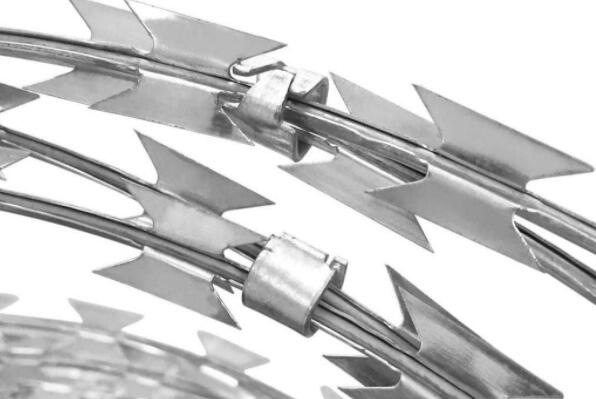 360mm CBT-65 сварили горячую окунутую гальванизированную колючую проволоку бритвы