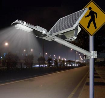 Energy Saving 3300lm Solar Based Led Street Lights 20W Toughened Glass Material