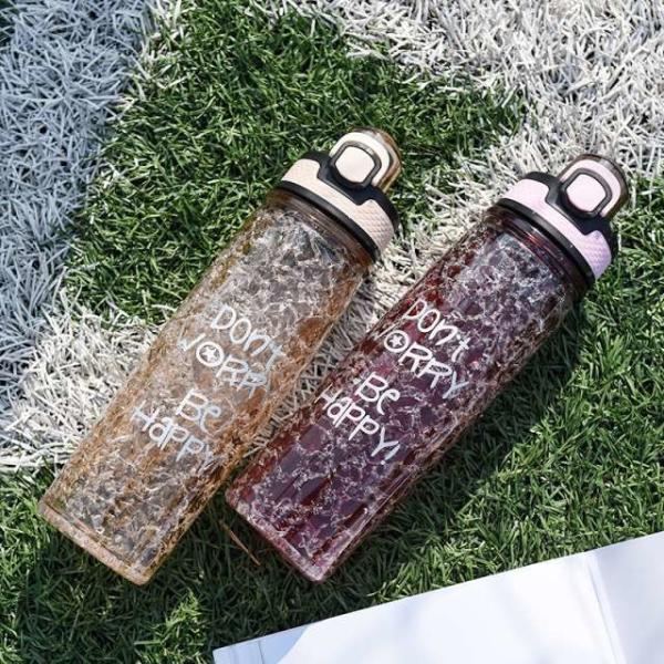 Renewable RPET Stylish 700 Ml Water Bottle Plastic Portable Handle Fashion Plastic Sports Water Bottles For Adults With GRS Certification