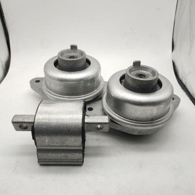 2042402017 204 420 20 17 Hydraulic Engine Mount For Mercedes Benz GLK300 GLK 350