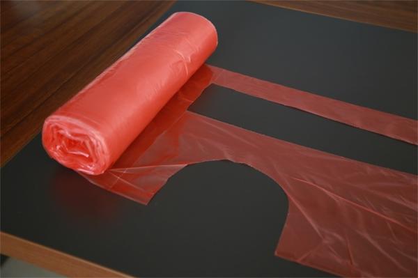 Smooth Surface Disposable Aprons On A Roll / Plastic Throw Away Aprons
