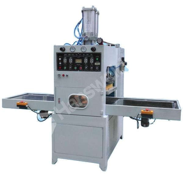 Recipiente de alimento plástico vincando da máquina 200MM da cartonagem do PVC que faz a máquina 15000W