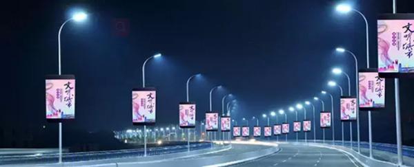 Display customized size LED display lamp post single panel and double panel advertising equipent digital signage