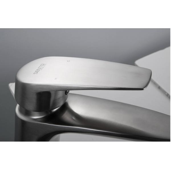 Good quality lead free bathrooM wash basin faucet with CUPC