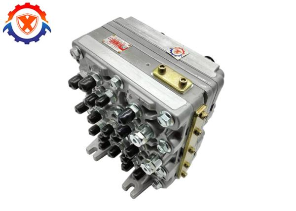 ZAX210 ZAX200 Excavator Electrical Parts Shuttle Valve Hitachi 4645278 C0400-60018 YA00000543