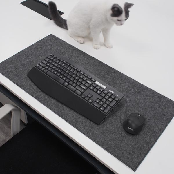 Private Mold Yes Custom Logo Non-slip Felt Desk Mat for Large Extended Office Desk