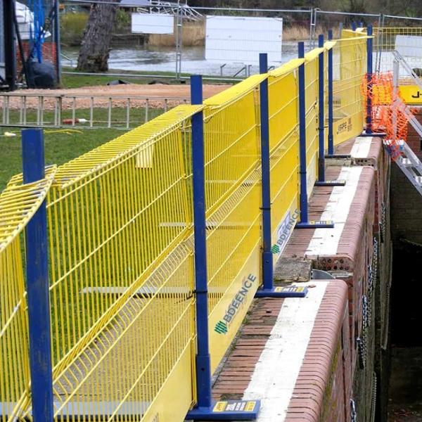 Garden L2500mm PVC Coated Welded Wire Fence OHSAS Approval