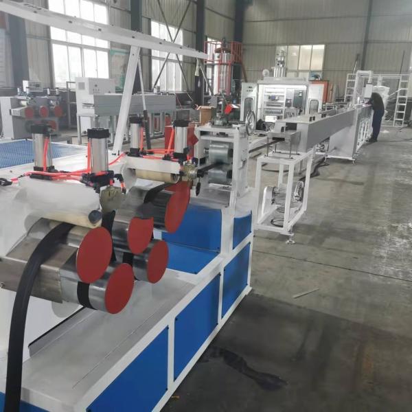 Satisfaction du client Ligne de production de bandes géo avec structure à vis profonde 90/33