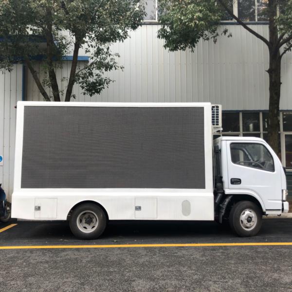 Dongfeng 4x2 Led Mobile Truck With Light Box Covered Glass And Outdoor LED Screen For Advertising