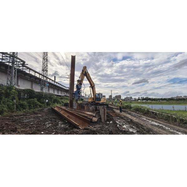 SV-400 Side Grip Pile Driver – Precise Positioning Servo Control And Static Crushing Low Vibration Noise For Sensitive Environments