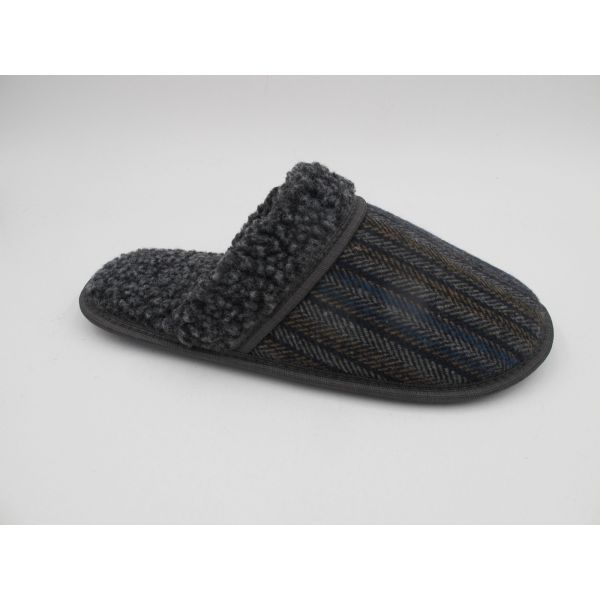 Pantoufles d'intérieur et d'extérieur pour hommes, à la mode, antidérapantes, pour l'hiver (OEM)