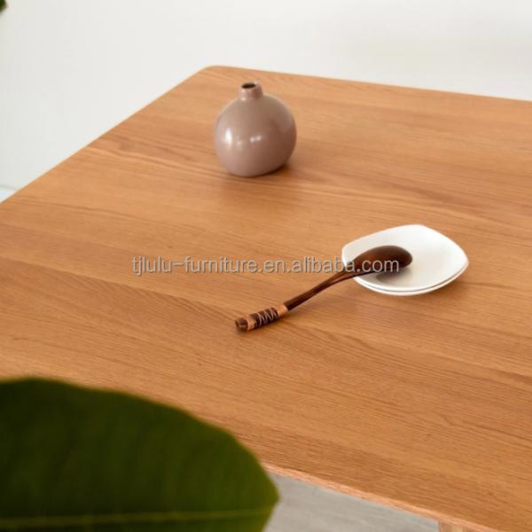 Latest Customized Exquisite Workmanship Solid Wood Dinning Table 120*60*75cm in Rectangular Shape