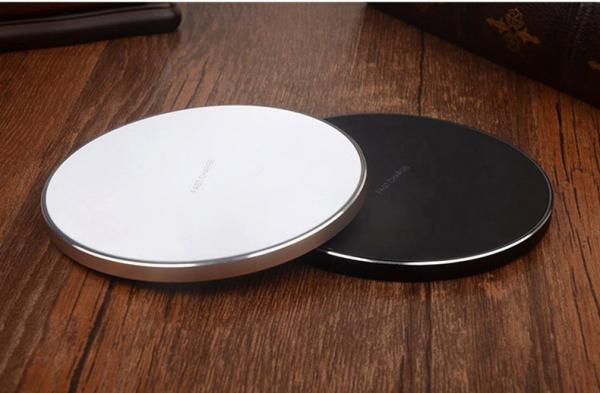 2019 Amazon Best selling Black and White Fabric/leather/glass 10W Fast Charging wireless charger 9V 2A