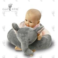 Chaise longue noire s'asseyante bourrée d'éléphant de la chaise 53cm de nourrisson adorable