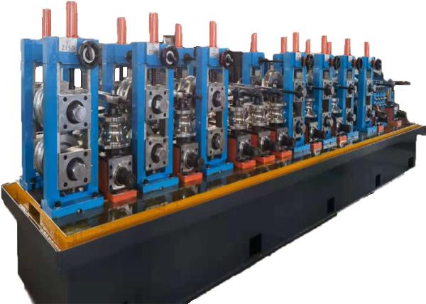 Ligne de production de tubes en acier soudé à haute productivité 3.0-7.0mm d'épaisseur