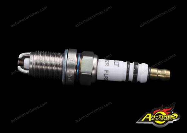 Automotive Car Spark Plugs for RENAULT SANDERO/STEPWAY I 1.6 2010 22 40 136 82R K20TXR
