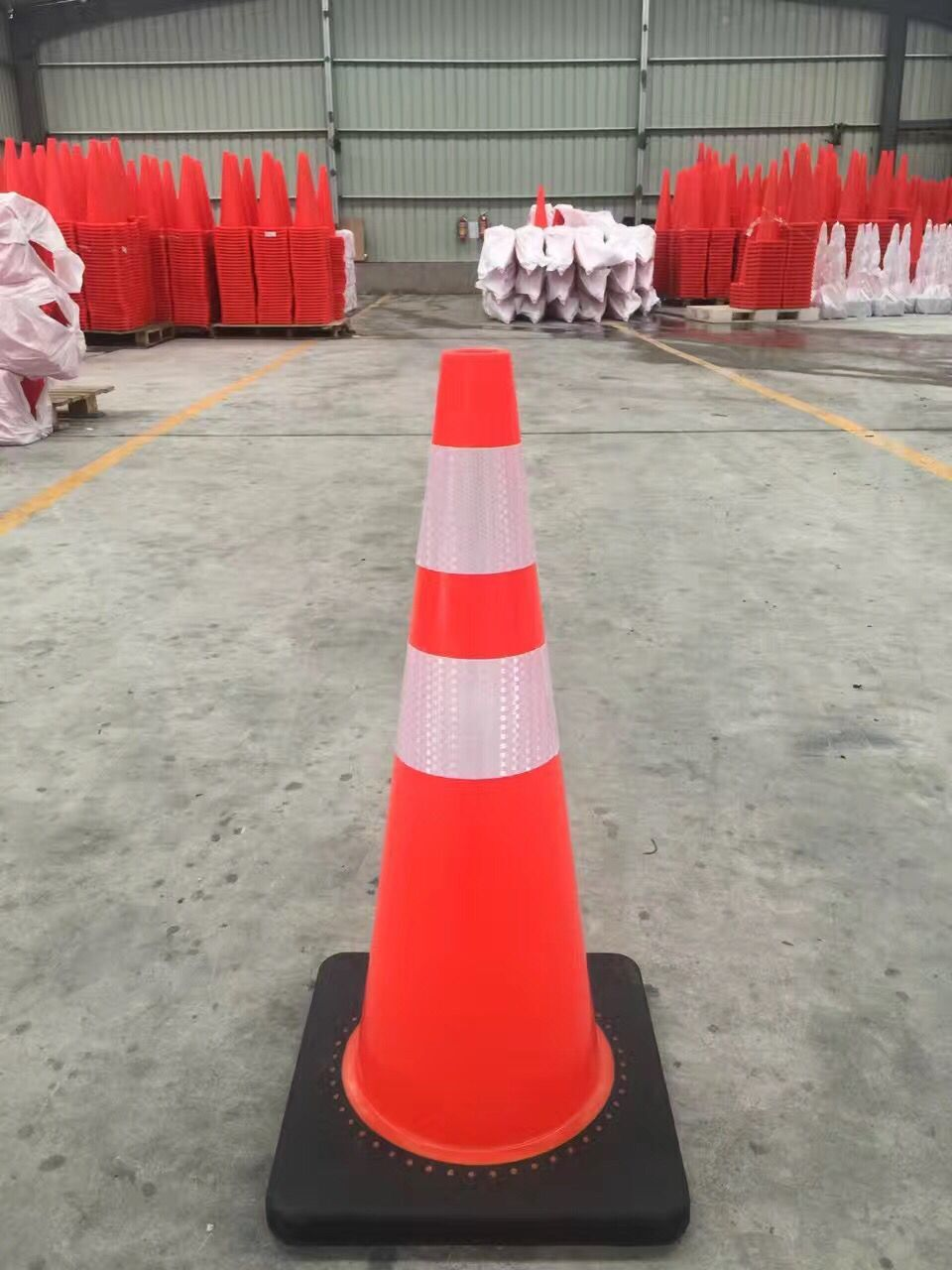 70CM PVC Road Cone Traffic Safety Cone