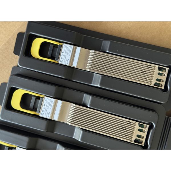 NVIDIA MMS4X00-NS 800Gbps Twin-port OSFP 2xDR4 Transceiver with 100m Reach for High-Speed Data Centers