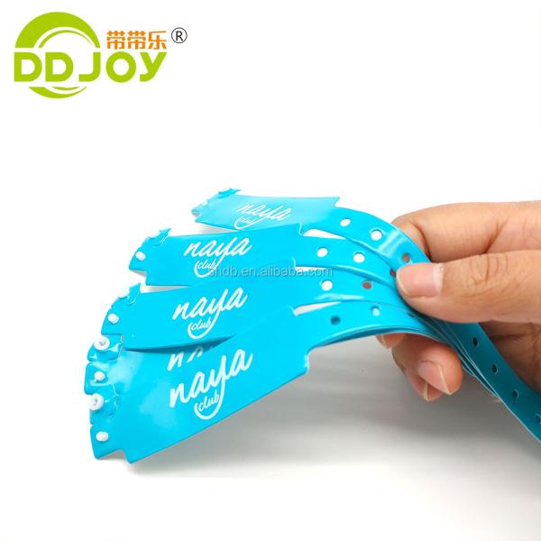 Custom Logo Soft Vinyl Wristband for Concerts Bulk Customization Bracelets or Bangles Type