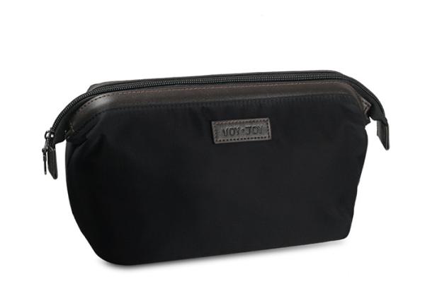 Easy Carrying Mens Toiletry Bag 600D Polyester Material Simple Design Big Capacity