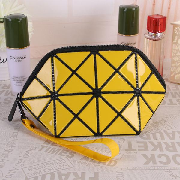 Wholesale Geometric Diamond Lattice Small Cosmetic Bag Fashion
