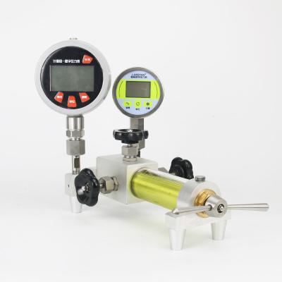equipamento do calibrador do calibre de pressão de Digitas da calibração da pressão de óleo 0-60Mpa