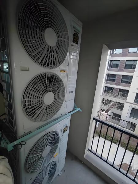Hisense Wall Mounted Central Air Conditioner 18000 BTU SEER 16