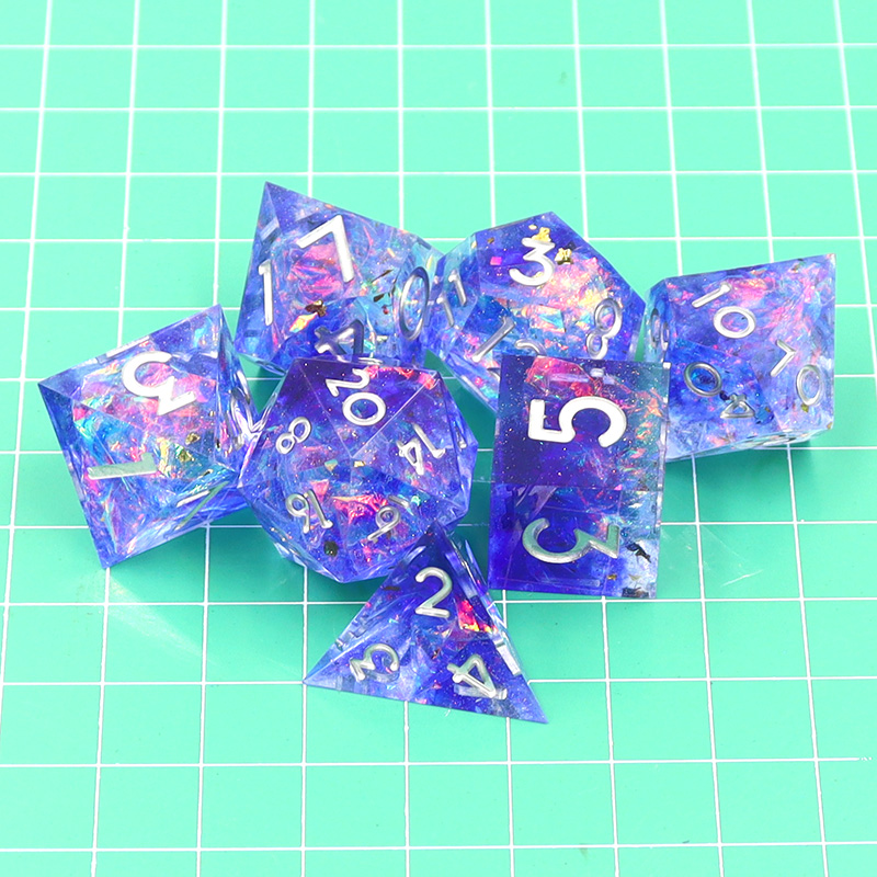 Custom Logo Liquid Core Resin Dice Set 14MM-20MM Polyhedral DND Dice for RPG Games