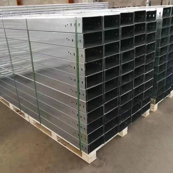 Envasado en la pared o en el suelo bandeja de cable galvanizado espesor 1,0 mm-2,5 mm