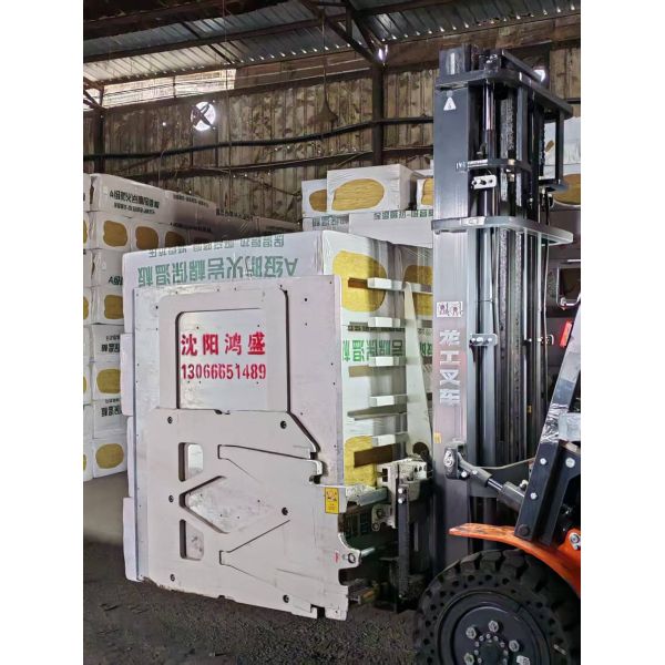 Panneaux d'isolation en laine de roche brun jaunâtre pour la protection des reliques culturelles​