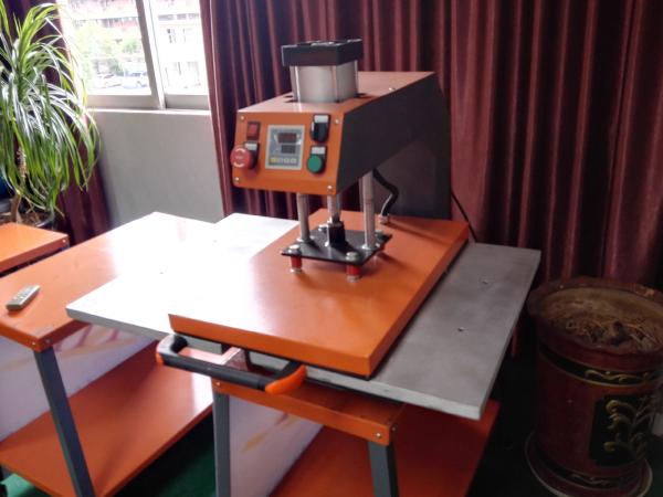 Mouse pad ,Cushion,  Ceramic Tile  Sublimation  Heat Press Machine