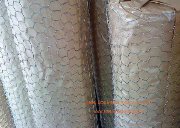 1 / 4 Galvanized Hexagonal Gabion Wall Mesh 0.5 - 2.5m Width For Poultry Netting
