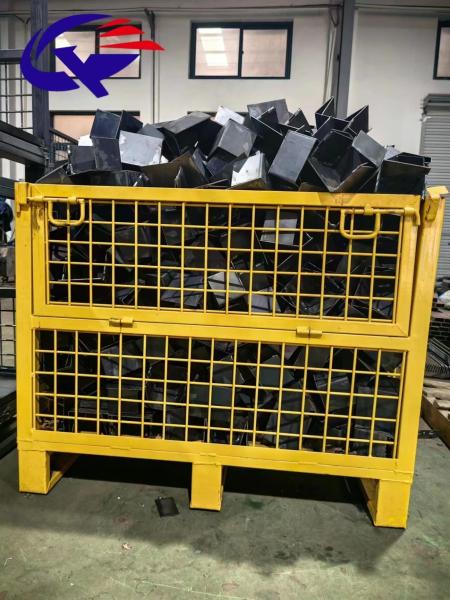 Heavy Duty Stacking Pallet Racks For Space Saving Warehouse Storage