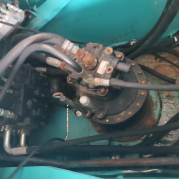 Excavateur Kobelco SK250d d'occasion à bas prix et à faible temps de travail