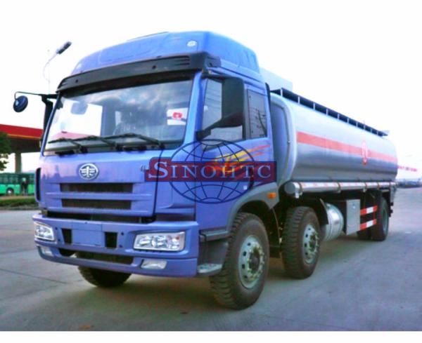 20 - 28 Tons Heavy Duty Fuel Carrier Truck , Gasoline / Liquid Chemical Tanker Truck